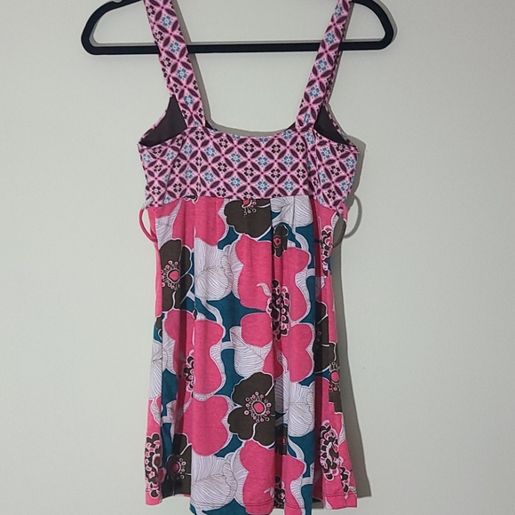 V1 Couture Tank - Picture 5 of 5